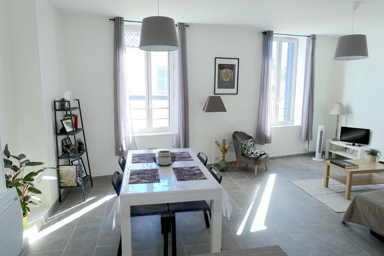 Maison Carree/Coeur Historique De Nimes - Superbe Appt 55M² Екстер'єр фото